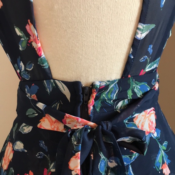 Floral jumpsuit - Picture 3 of 6